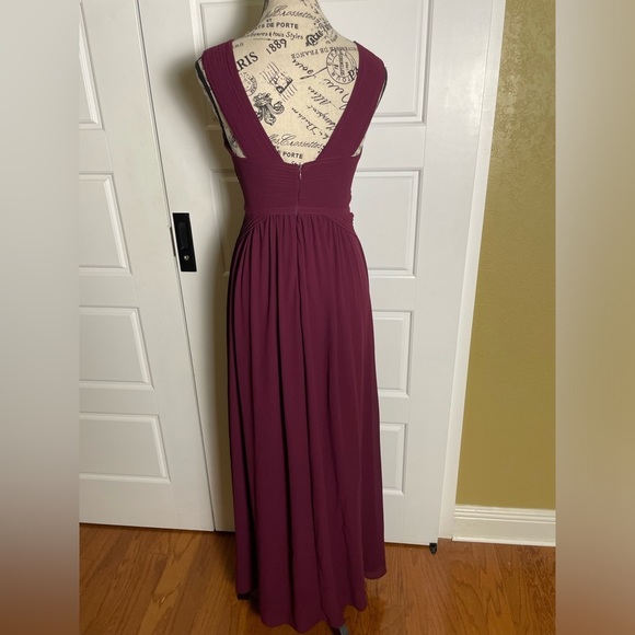 DAZZLING DECADENCE BURGUNDY MAXI DRESS LULUS - Picture 8 of 9